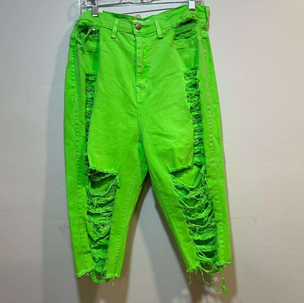 Brand: APHRODITE Size: Girls 2X Color: Neon Green